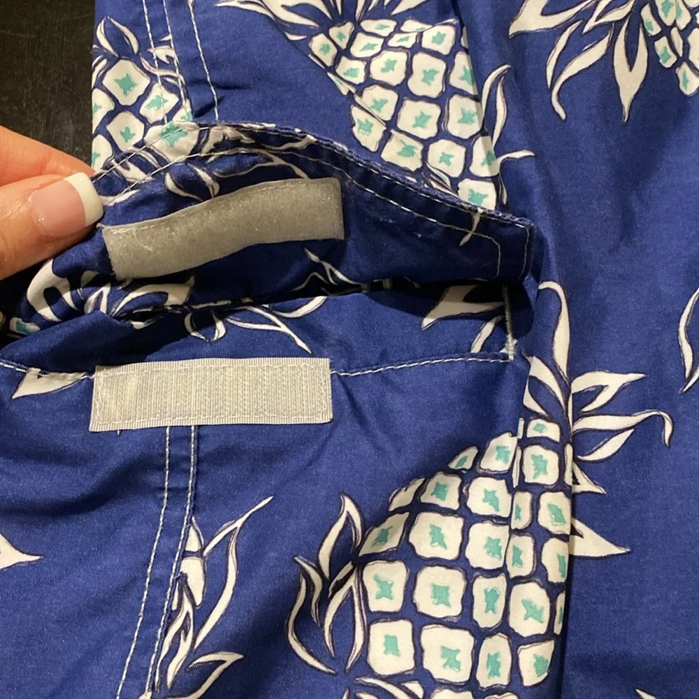 Newport Blue Beachside Pineapple Design Swim Trunks Medi…
